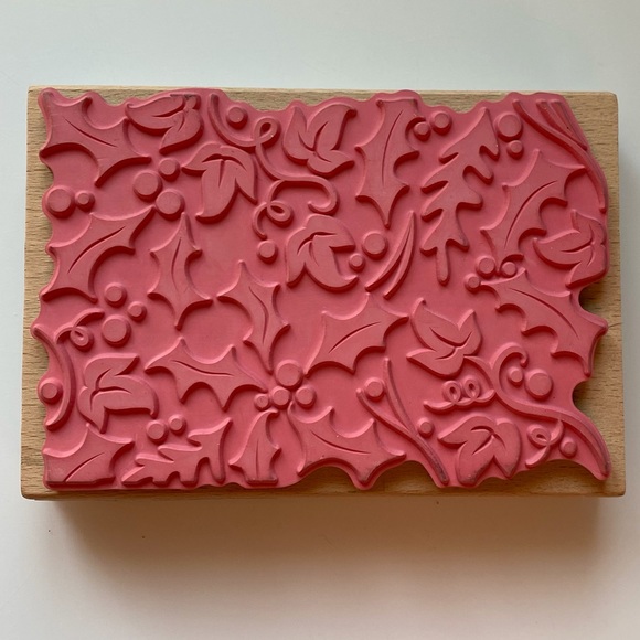 Hampton Art Christmas “Holly” Background Stamp - Picture 3 of 6